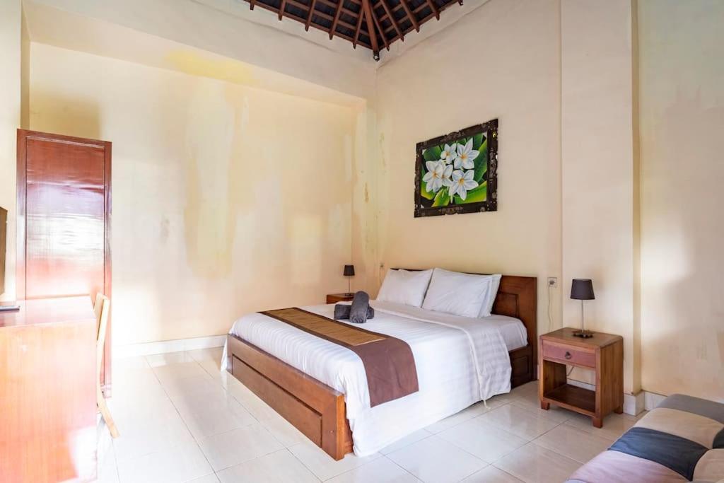Villa Kenanga In Meninting By The Beach Mataram Ngoại thất bức ảnh