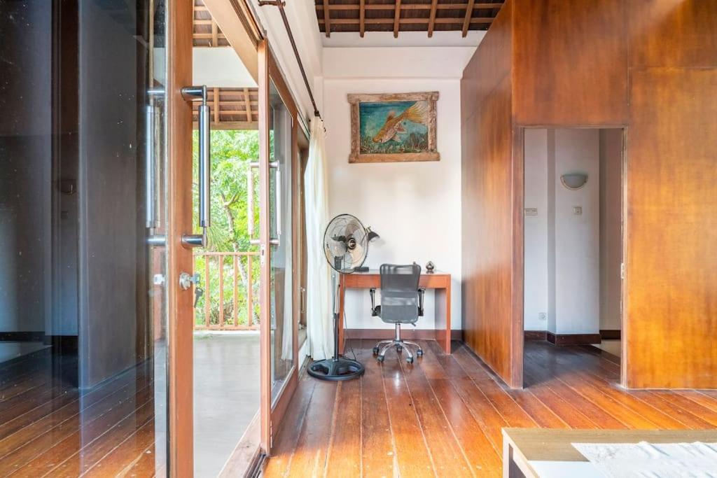 Villa Kenanga In Meninting By The Beach Mataram Ngoại thất bức ảnh