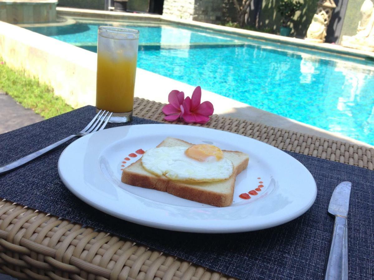 Villa Kenanga In Meninting By The Beach Mataram Ngoại thất bức ảnh