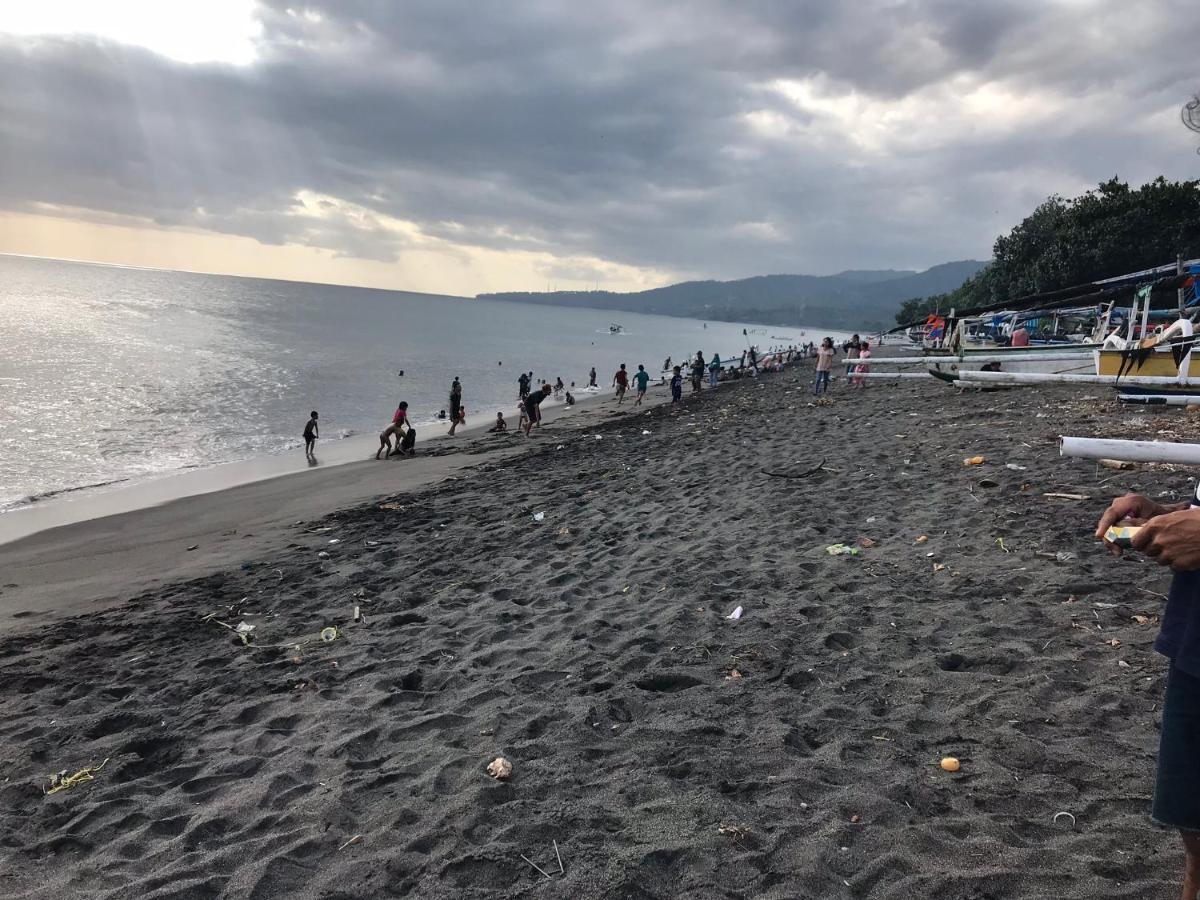Villa Kenanga In Meninting By The Beach Mataram Ngoại thất bức ảnh